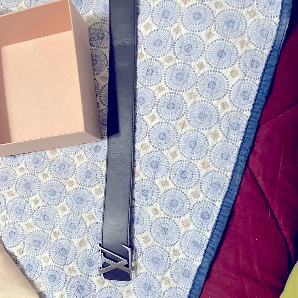 Men’s Belt Sz. 85 - reversible